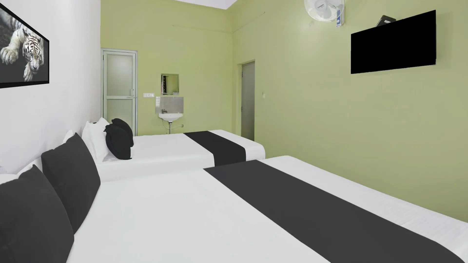 Hotel O Isiri Rooms Kalvadi 3*,